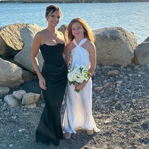 Stunning black House of CB gown. - Picture 5 of 5